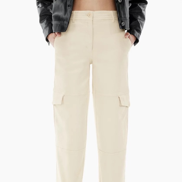 Aritzia Maeve Cargo Pants Size 0 - Picture 2 of 6